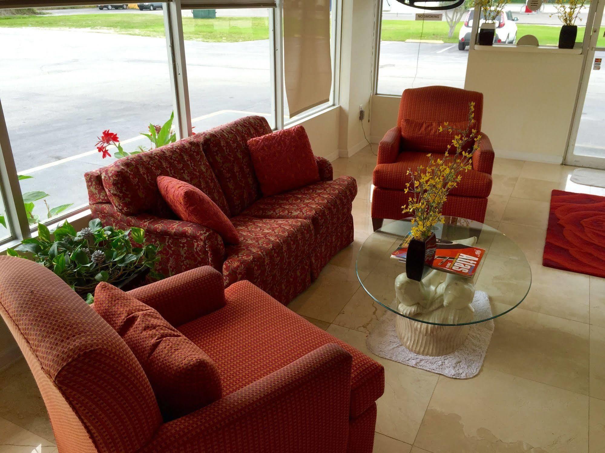 Rodeway Inn Bushnell Екстериор снимка
